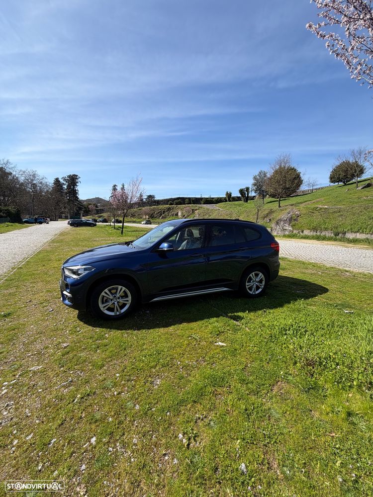 BMW X1 16 d sDrive Auto Line Sport - 18