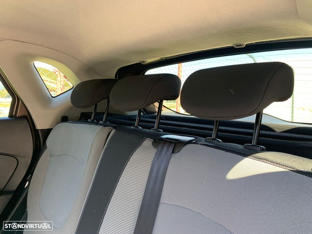 Renault Captur 1.5 dCi Exclusive - 14