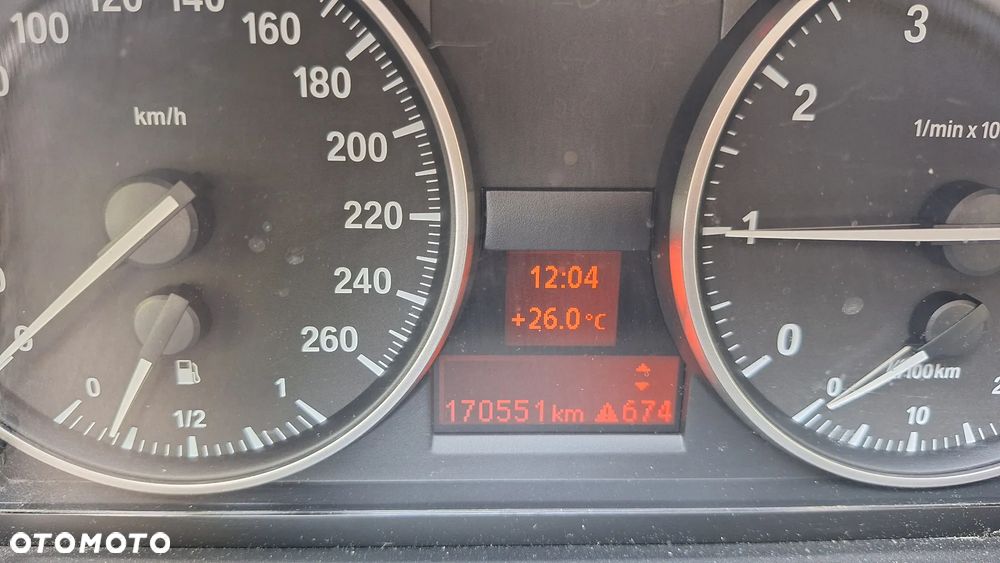 BMW Seria 3 318i - 6