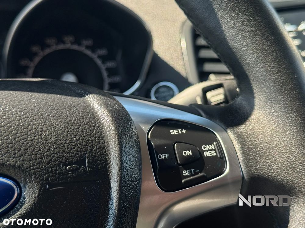 Ford EcoSport 1.0 EcoBoost TITANIUM - 27