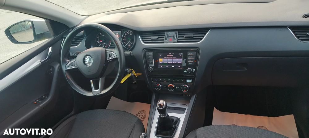 Skoda Octavia Combi 1.4 TSI Green tec Ambition - 10