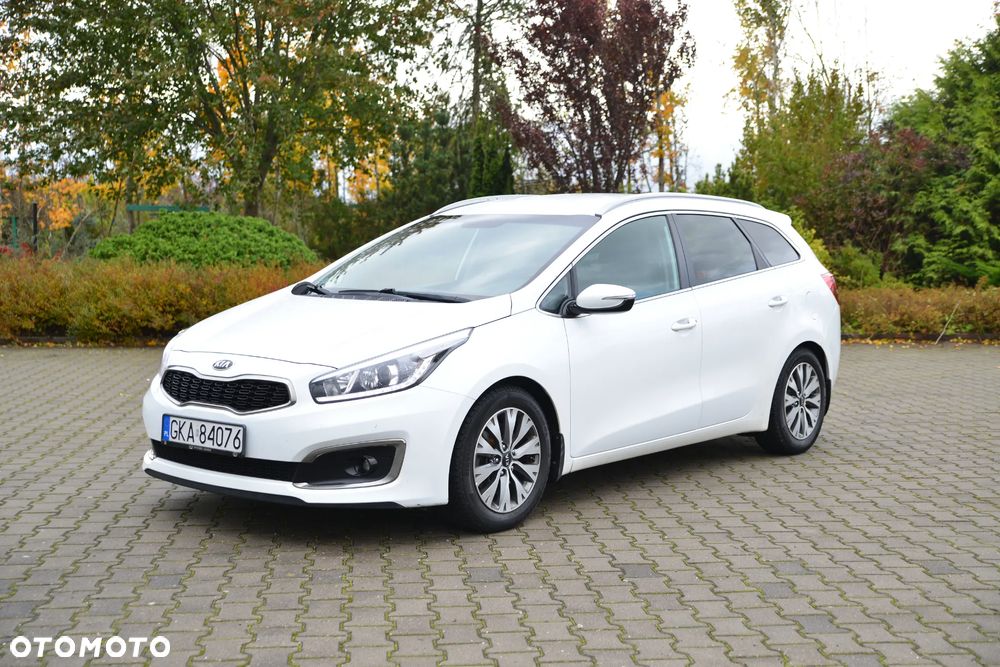 Kia Ceed 1.6 GDI L Business Line - 4