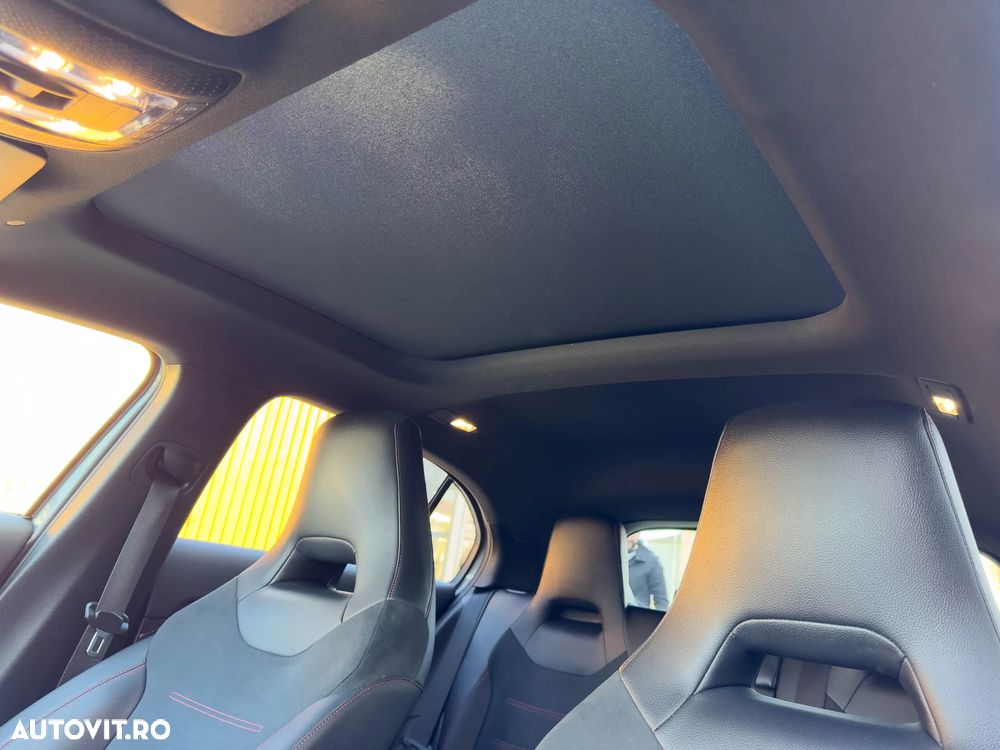 Mercedes-Benz A 35 AMG 4Matic AMG Speedshift DCT 7G Advanced-Plus - 14