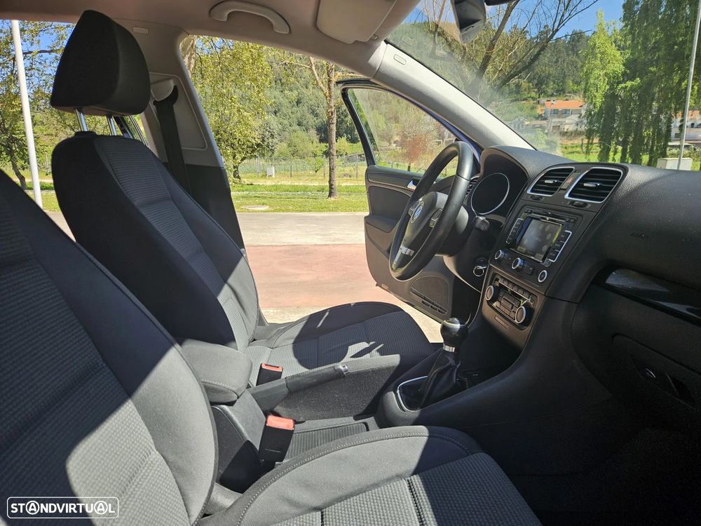 VW Golf 1.6 TDi Confortline - 15