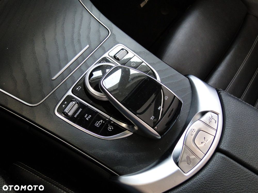 Mercedes-Benz Klasa C - 29