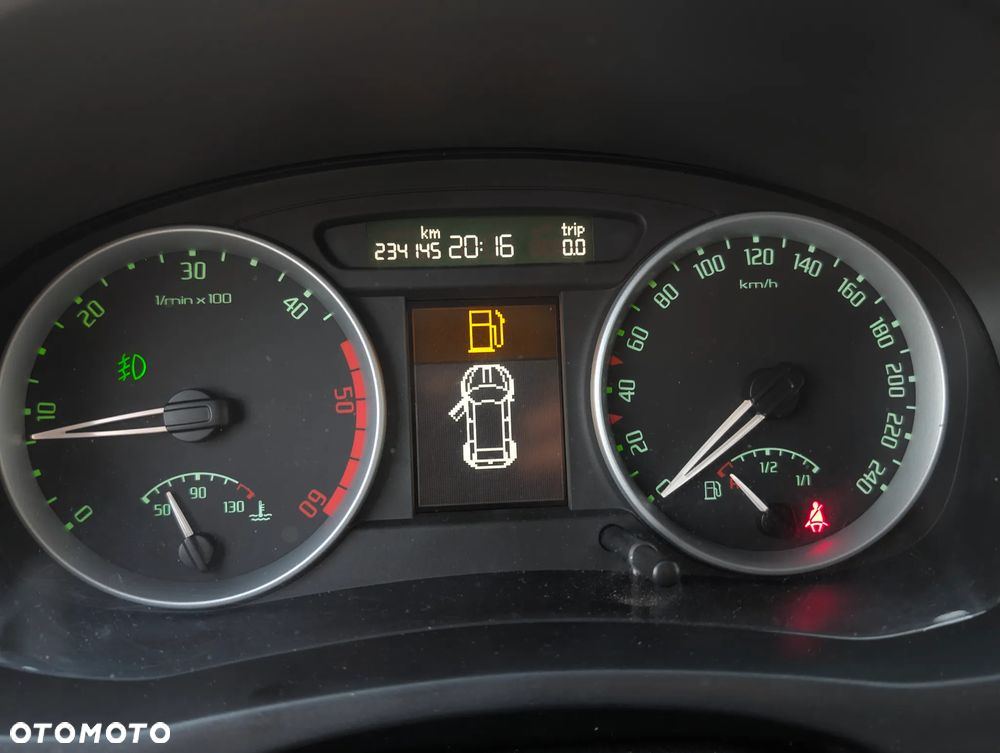 Skoda Roomster 1.9 TDI Style PLUS EDITION - 18