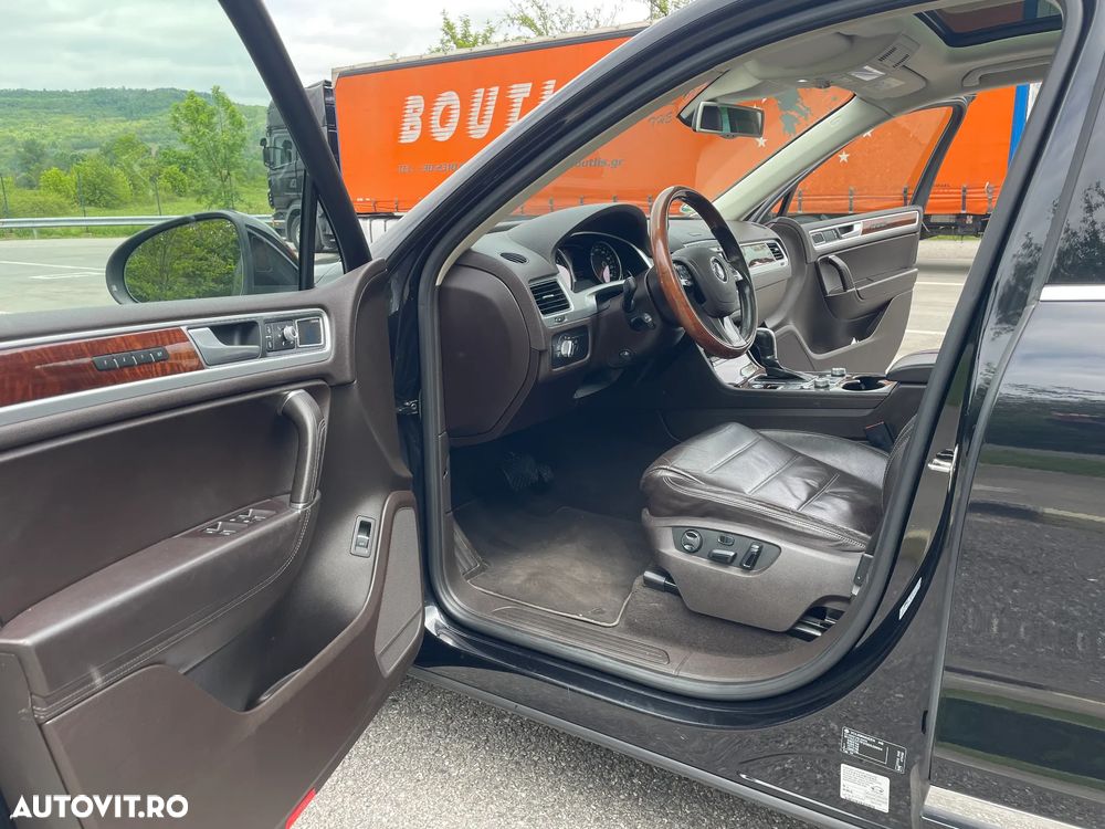 Volkswagen Touareg 3.0 V6 TDI BMT - 19