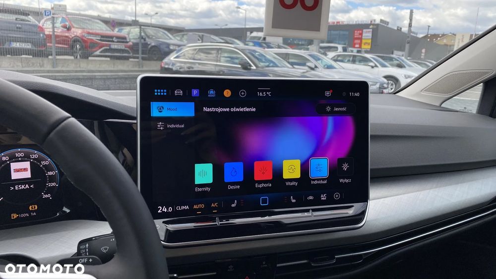 Volkswagen Golf Variant 1.5 eTSI mHEV Life Plus DSG - 19