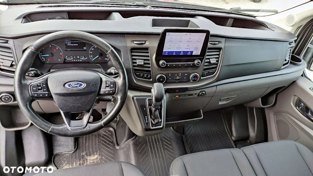 Ford Transit - 25