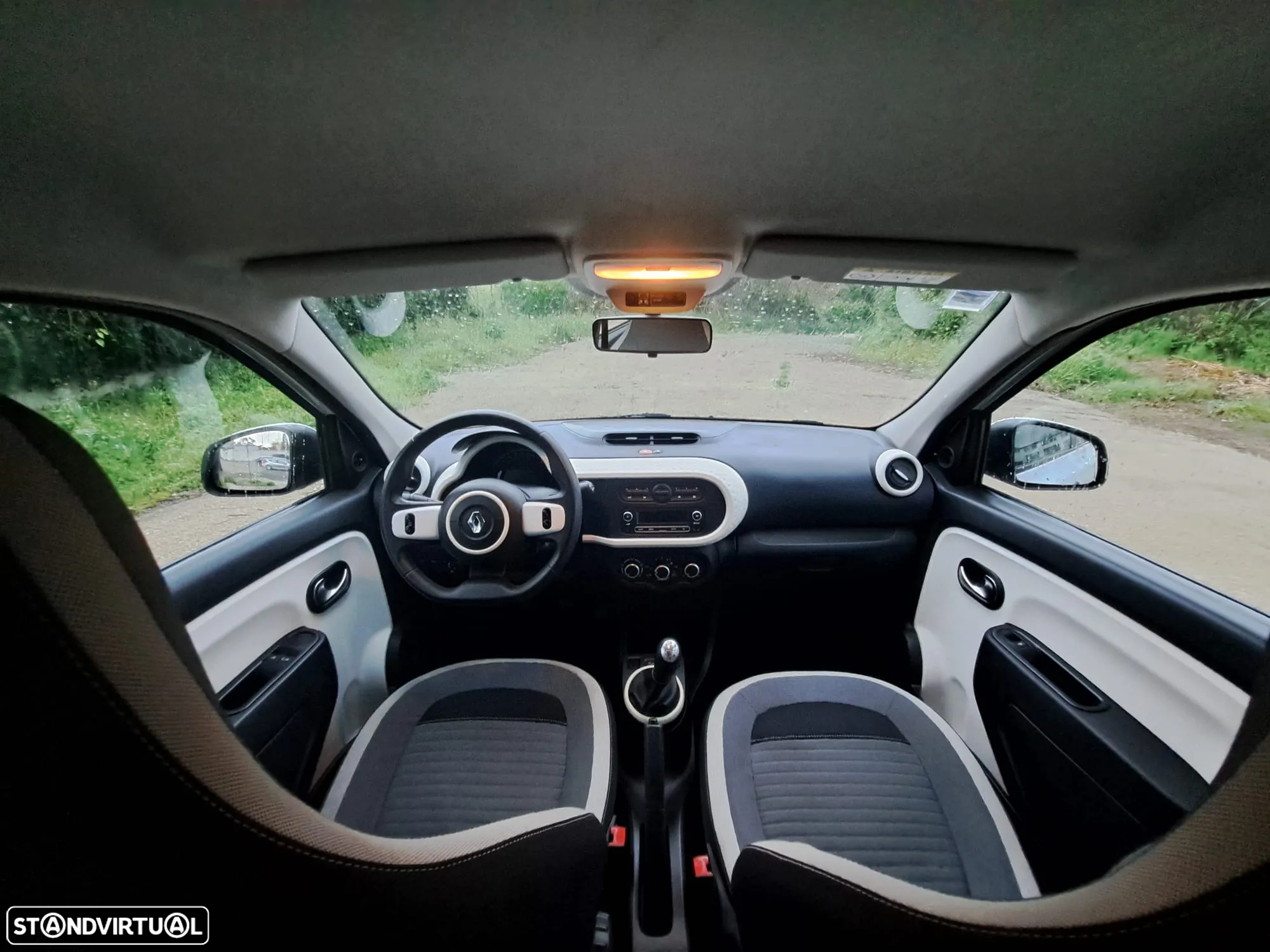 Renault Twingo SCe 70 S&S Liberty - 21