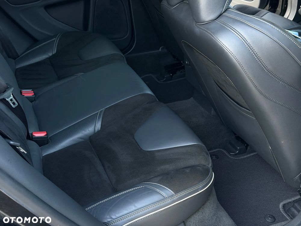 Volvo V60 D4 Drive-E R-Design Summum - 24