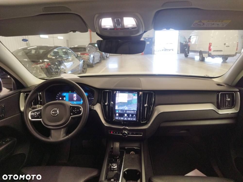 Volvo XC 60 T6 Plug-In Hybrid AWD R-Design - 6