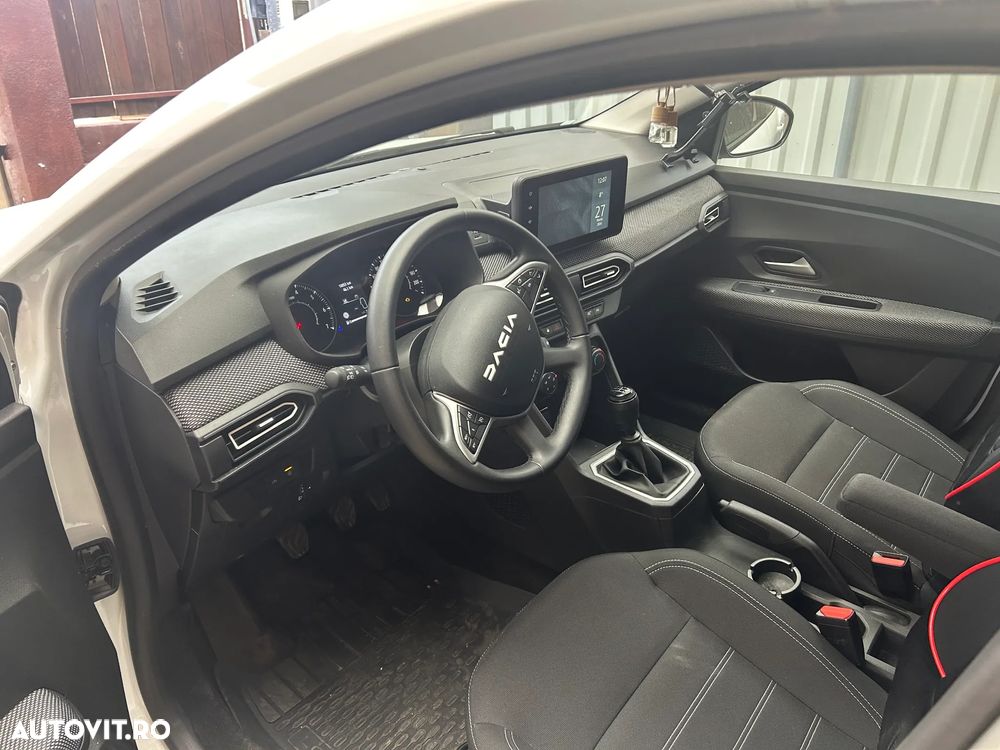 Dacia Logan TCe 100 Expression - 7