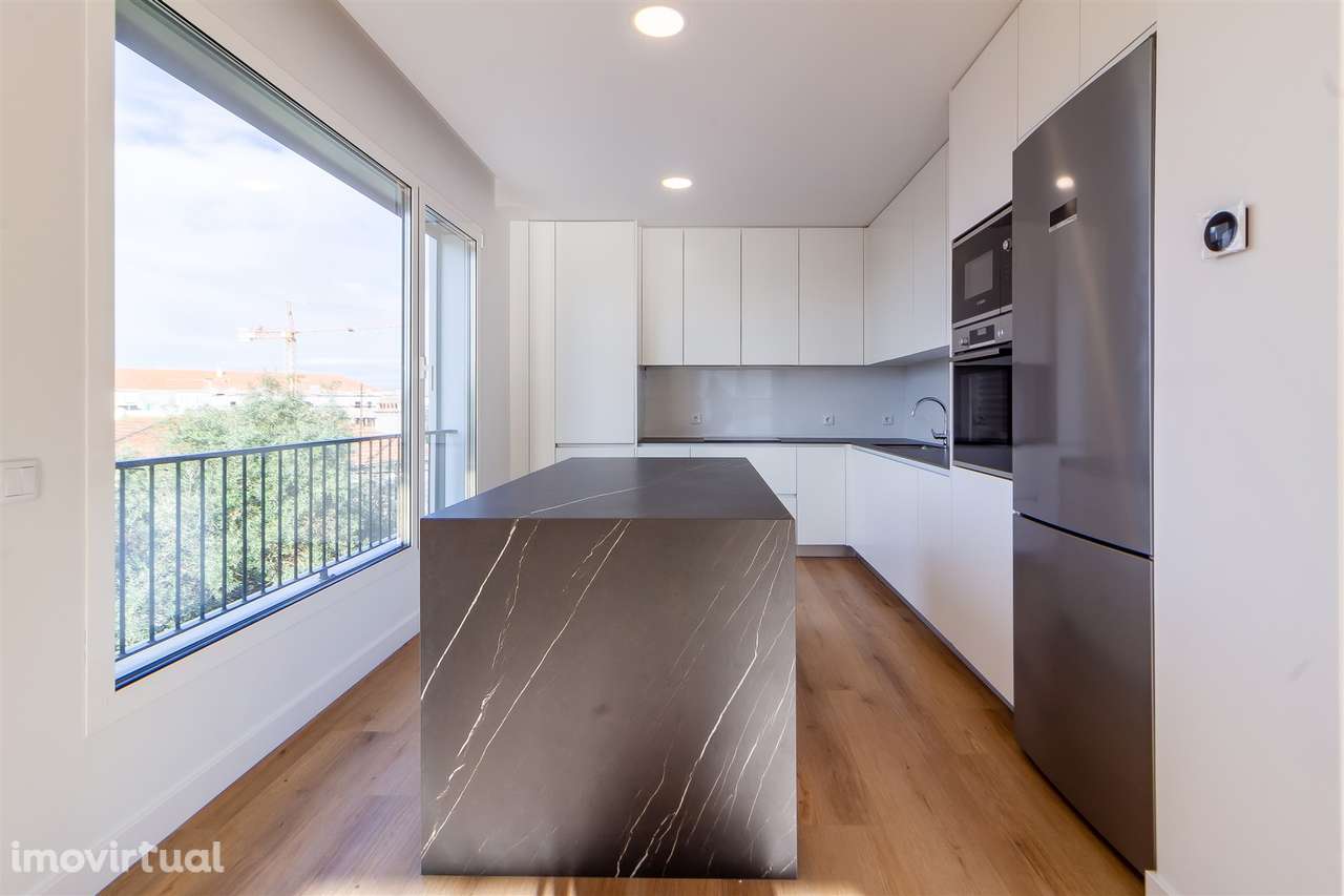 Apartamento T3 Duplex na Urbanização Quinta dos Capuchos, Leiria - Grande imagem: 3/39