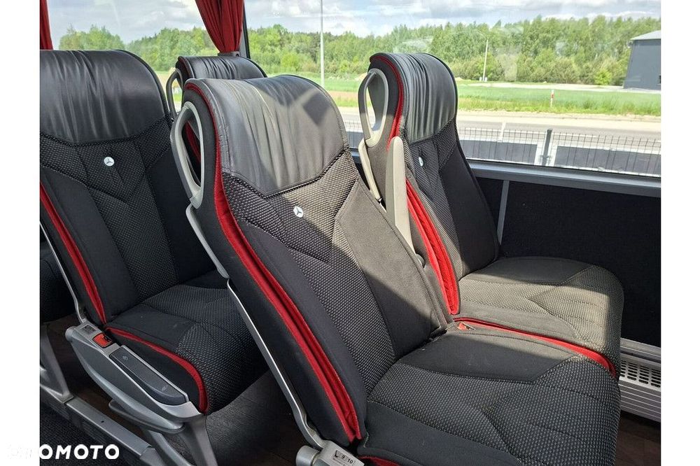 Mercedes-Benz Tourismo RHD-M - 24