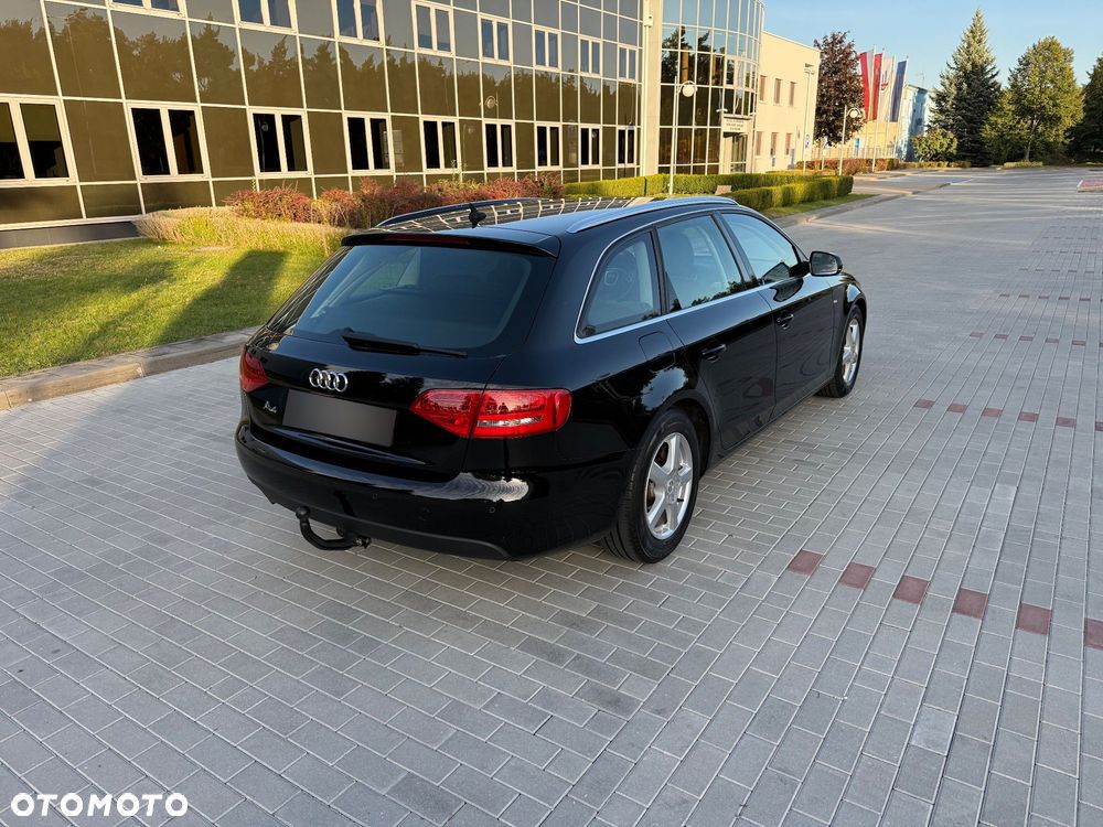 Audi A4 Avant - 25