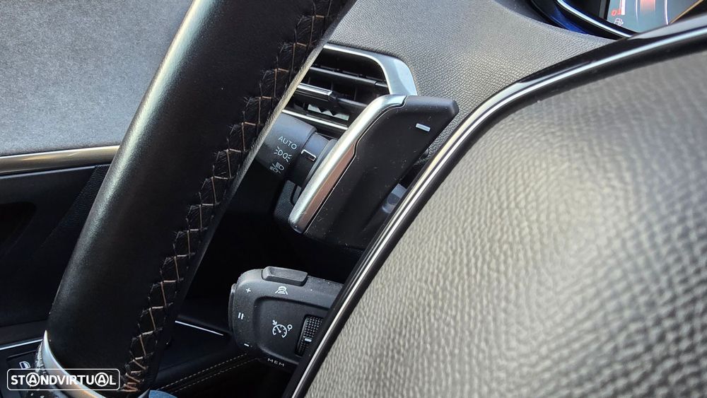 Peugeot 5008 1.5 BlueHDi GT EAT8 - 16