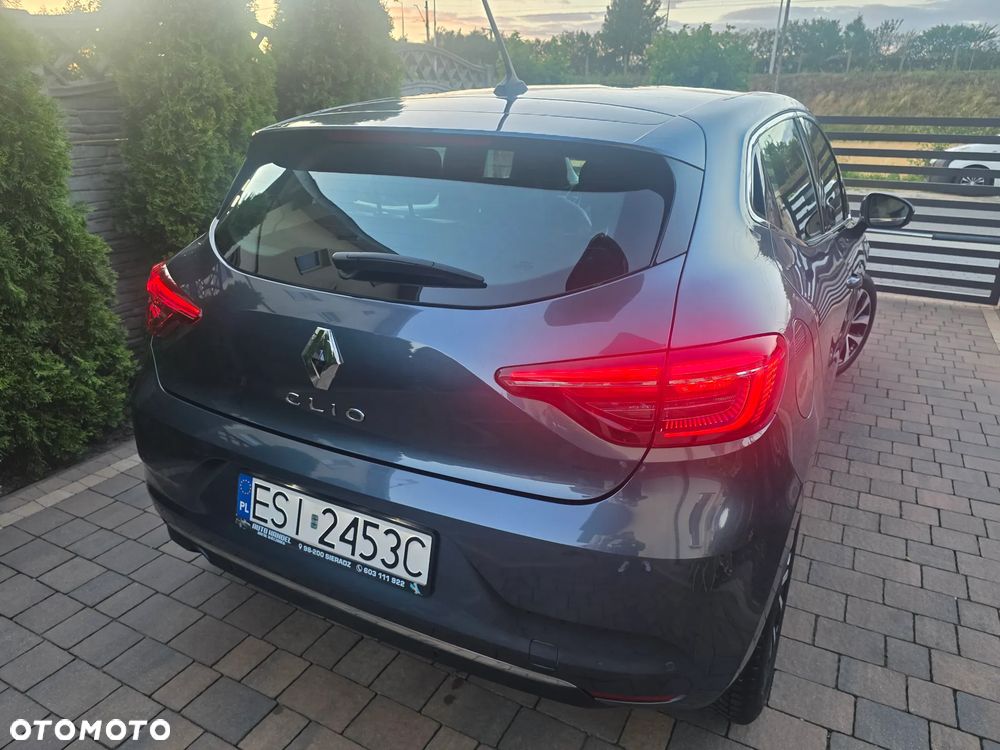 Renault Clio - 8