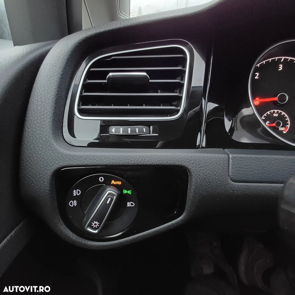 Volkswagen Golf 1.6 TDI BMT Highline - 17