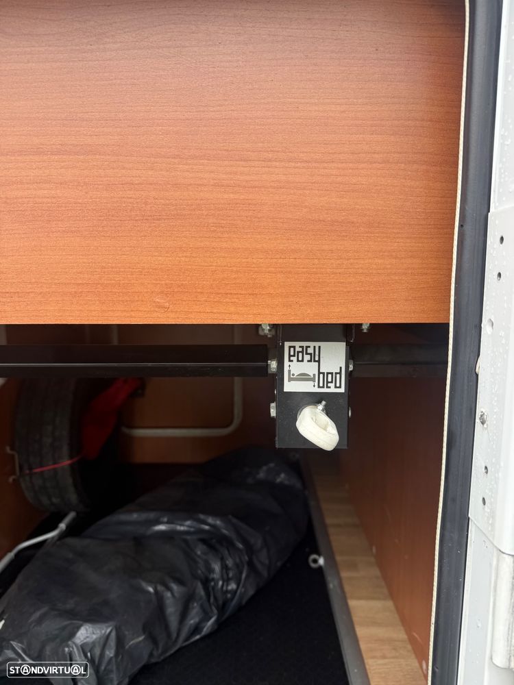 Chausson Welcome Welcome 88 cama transversal em suite - 7