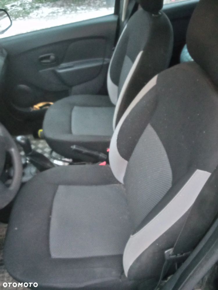 Dacia Sandero 1.2 16V Access - 11