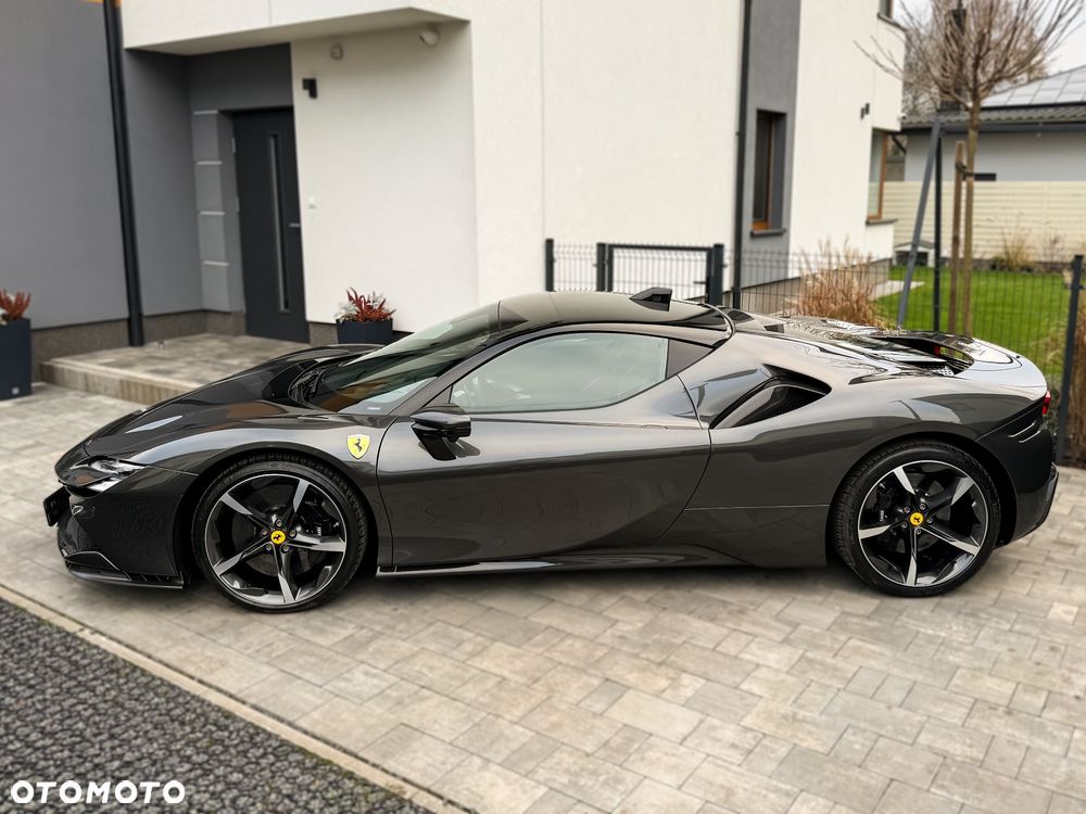 Ferrari SF90 Stradale - 3