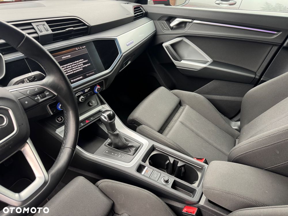 Audi Q3 40 TDI Quattro S Line S tronic - 16