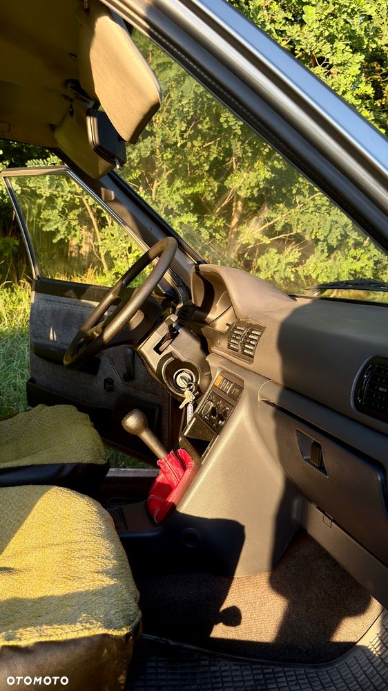 Polonez Caro - 26