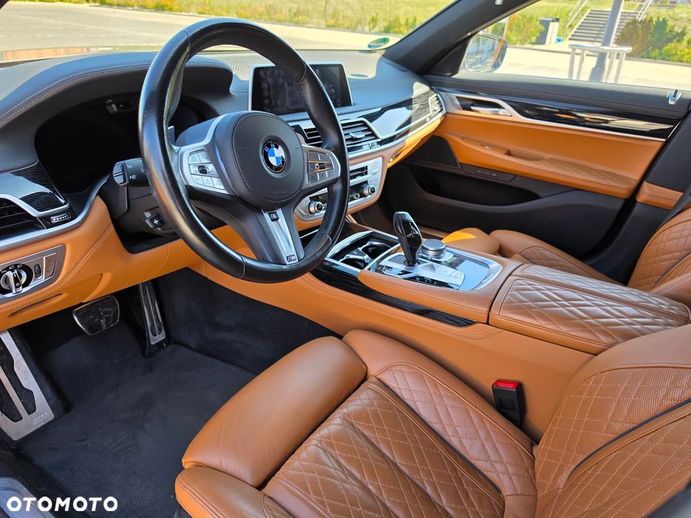 BMW Seria 7 740d xDrive mHEV - 10