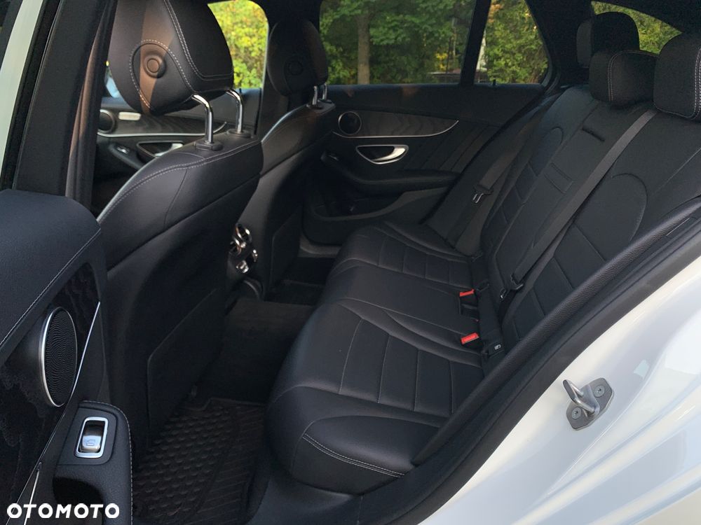 Mercedes-Benz Klasa C 220 d 9G-TRONIC AMG Line - 20