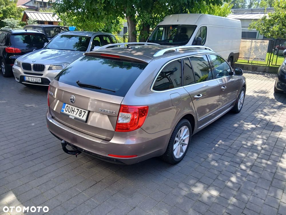 Skoda Superb 1.6 TDI Business DSG - 2