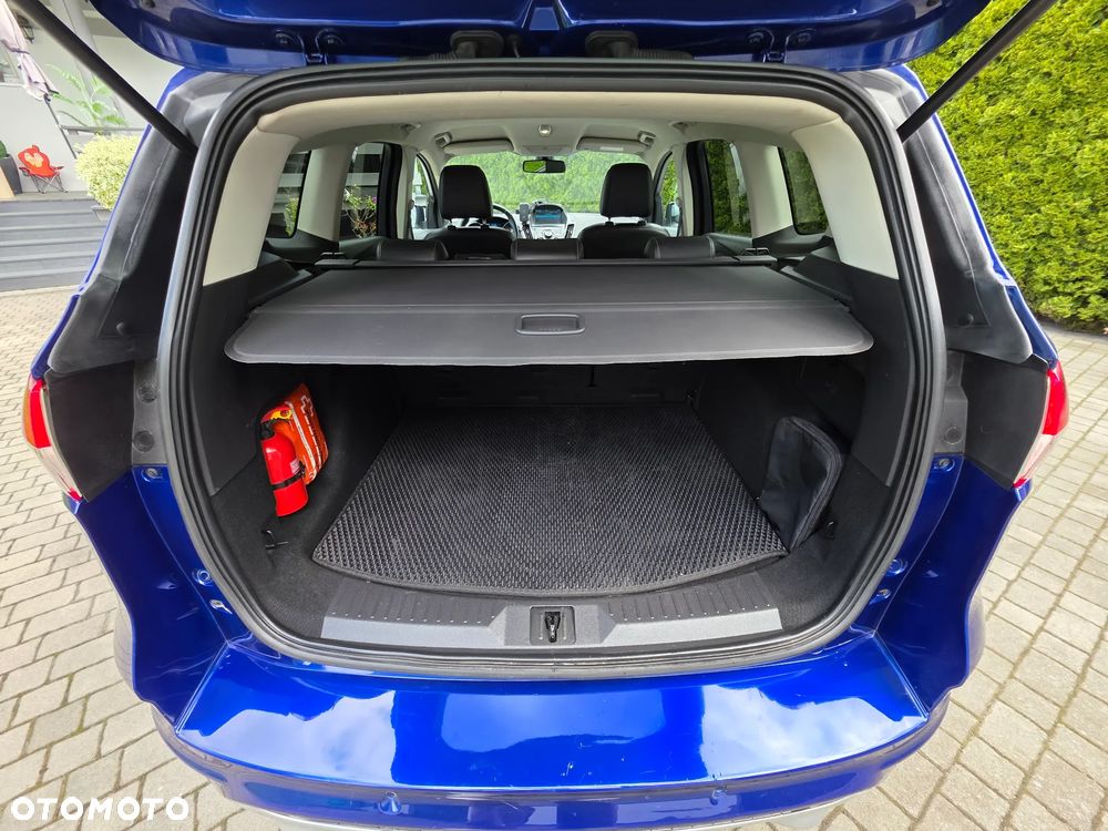 Ford Kuga 2.0 TDCi 4x4 Titanium - 25