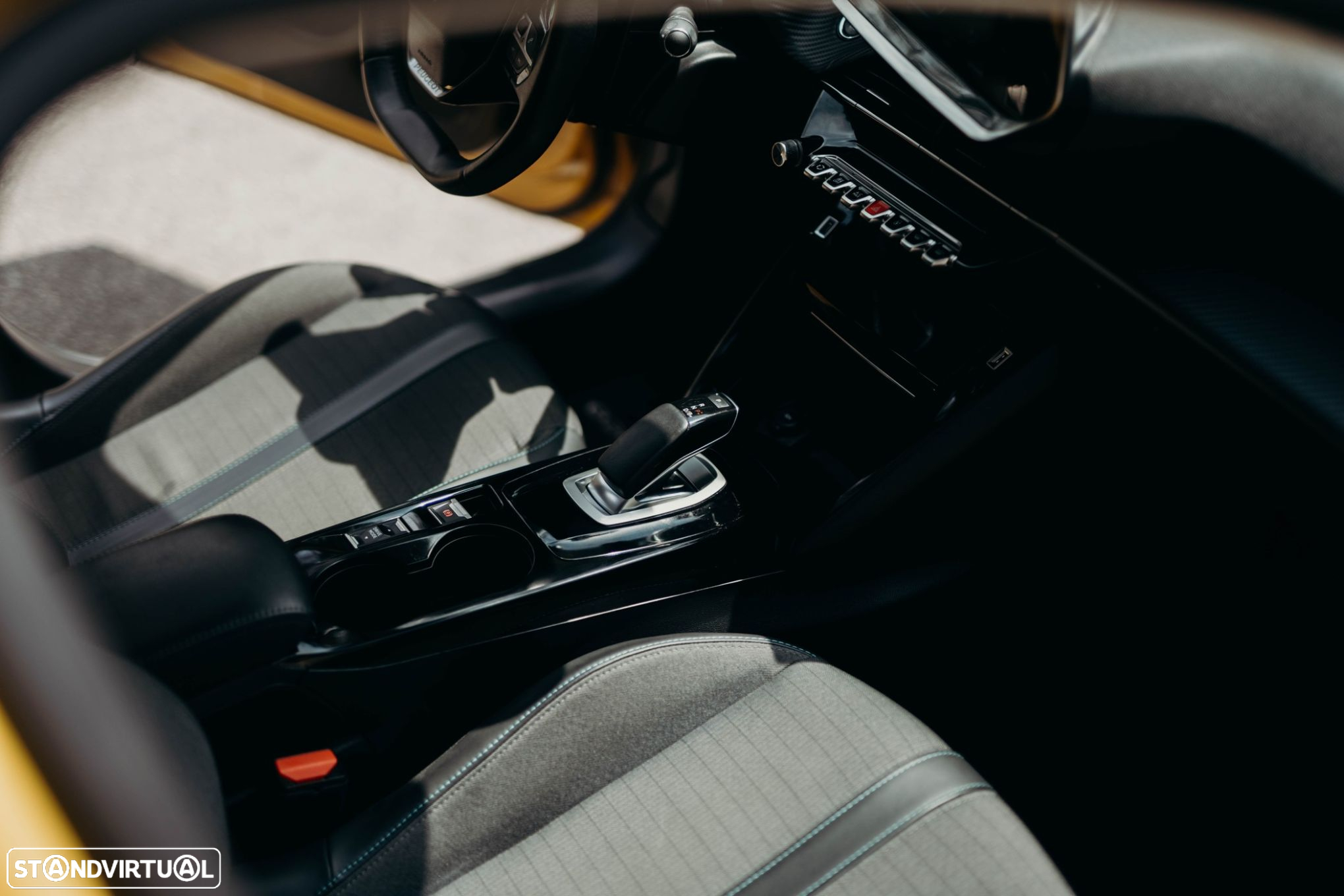 Peugeot e-208 50 kWh Active - 32