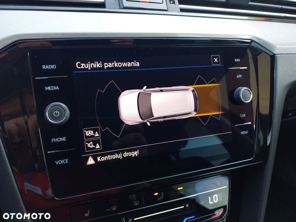 Volkswagen Passat Variant - 25