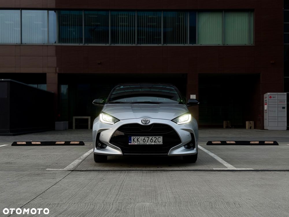 Toyota Yaris Hybrid 1.5 Executive - 4