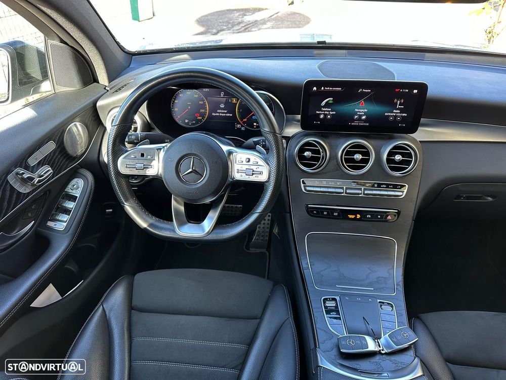 Mercedes-Benz GLC 300 - 30