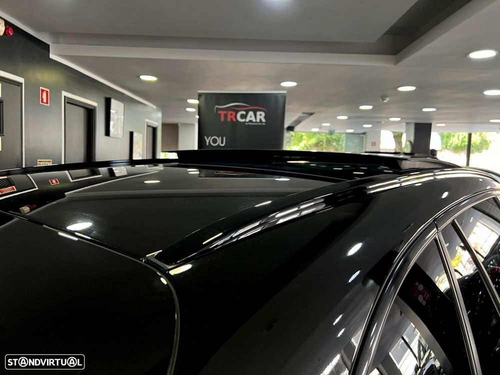 Mercedes-Benz C 300 e AMG Line - 39
