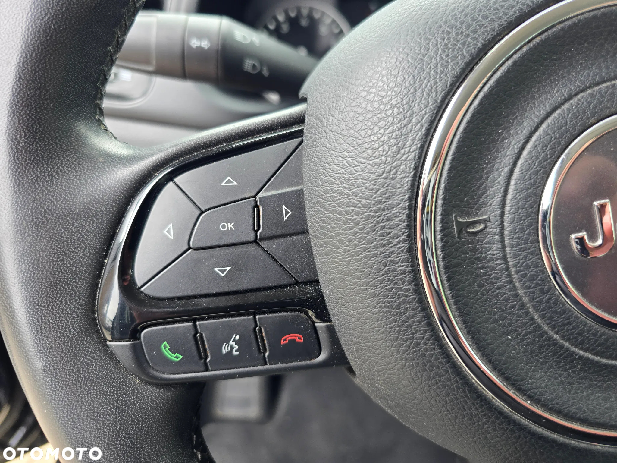 Jeep Renegade - 28