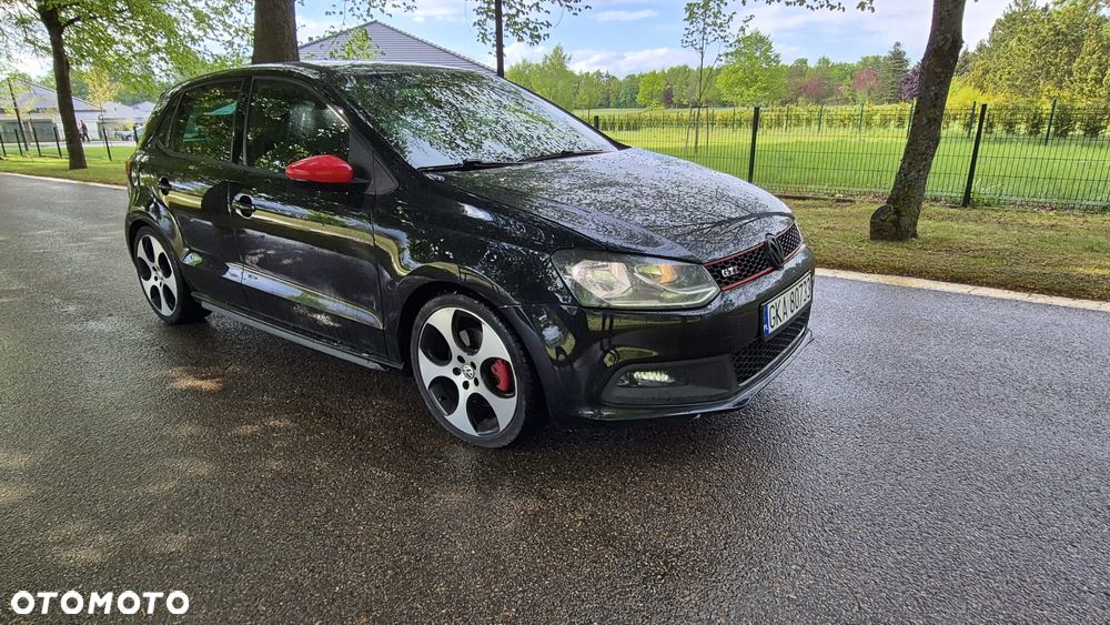 Volkswagen Polo 1.4 DSG GTI - 1