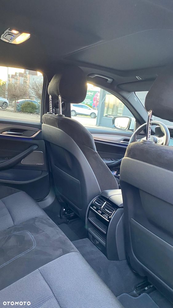 BMW Seria 5 530i xDrive M Sport sport - 11
