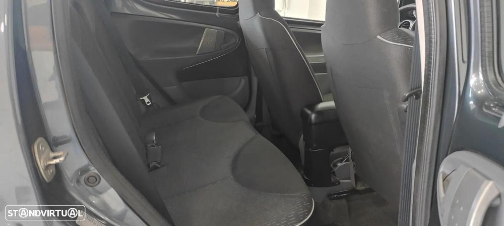 Peugeot 107 - 21