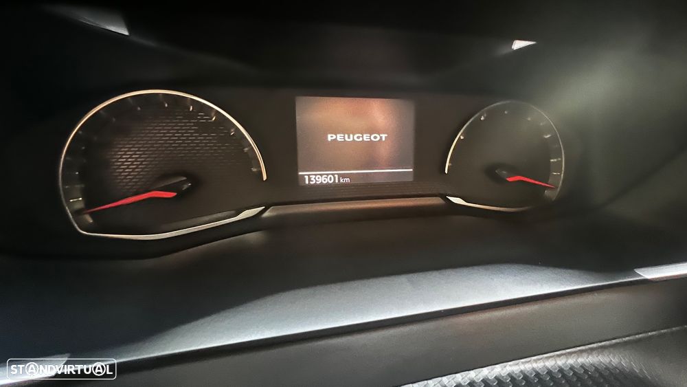 Peugeot 208 PureTech 100 Active Pack - 15