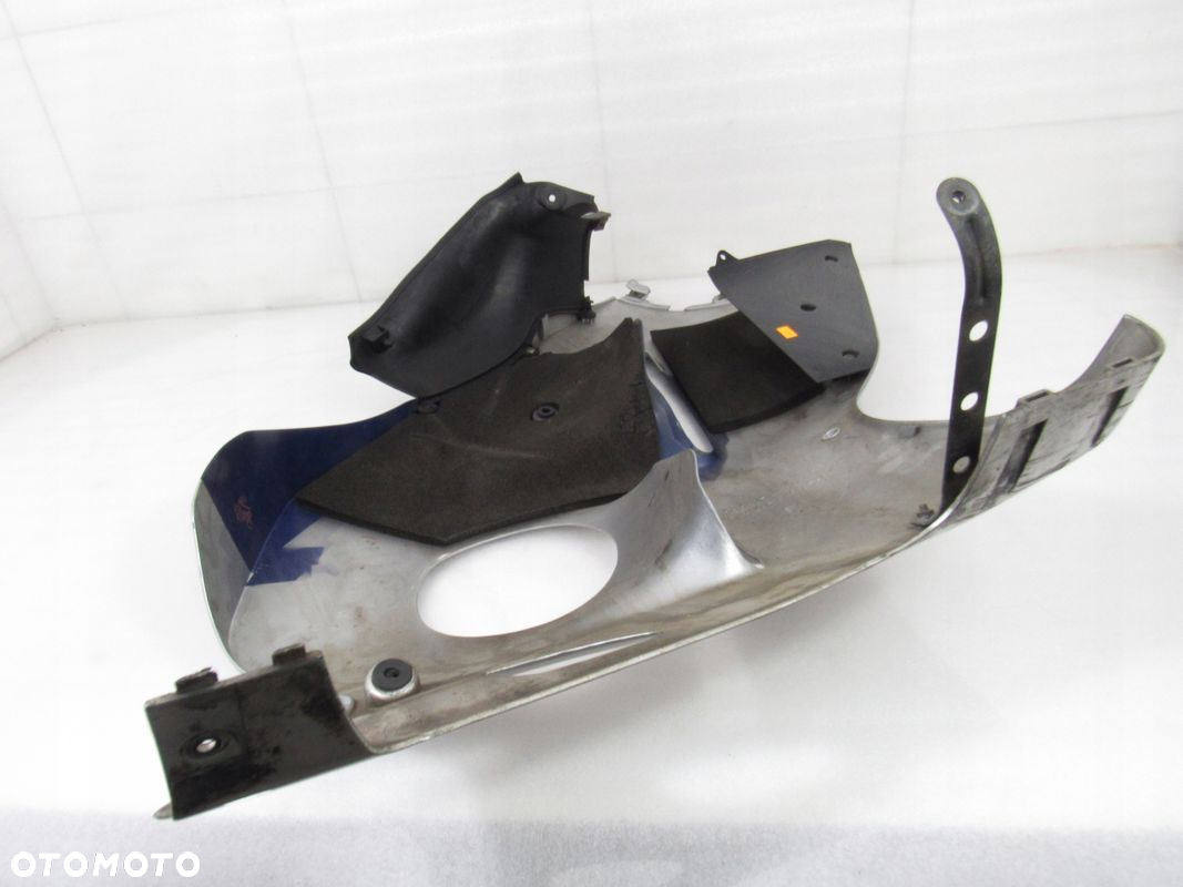 Bok lewy / owiewka Suzuki GSX-R 1300 Hayabusa 99-07 - 8