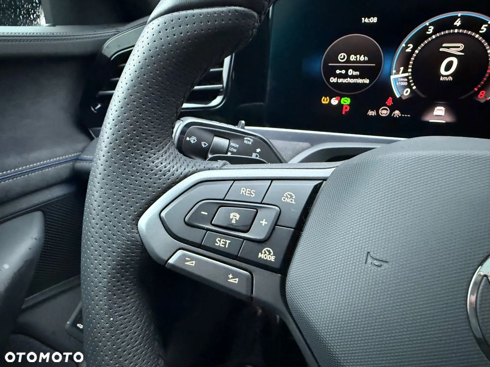 Volkswagen Passat 2.0 TSI 4Mot R-Line DSG - 23