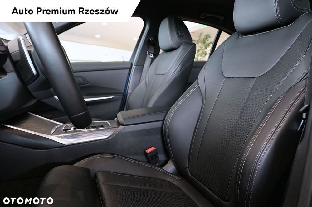 BMW Seria 3 318i - 11