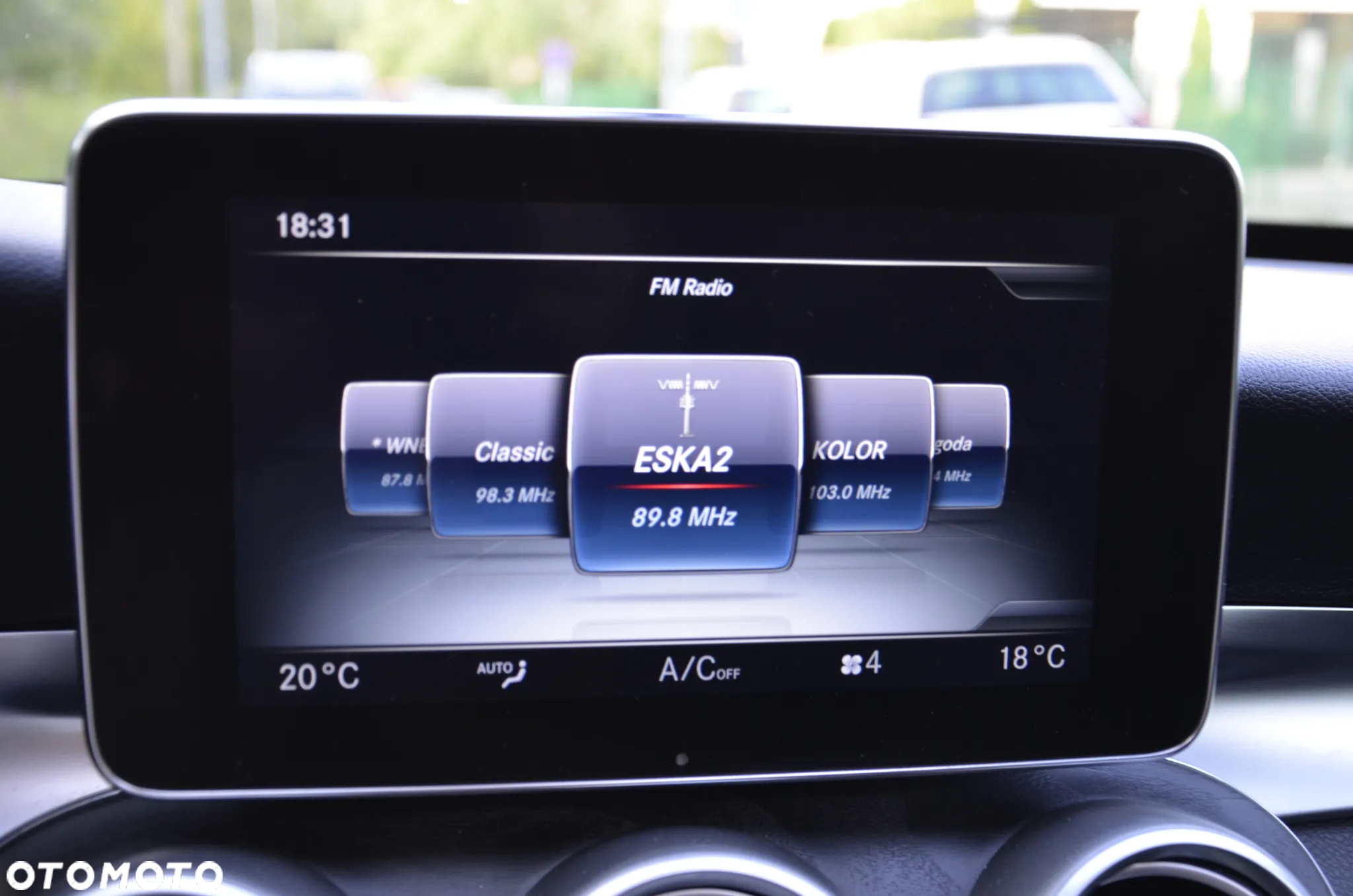 Mercedes-Benz Klasa C 300 9G-TRONIC - 17