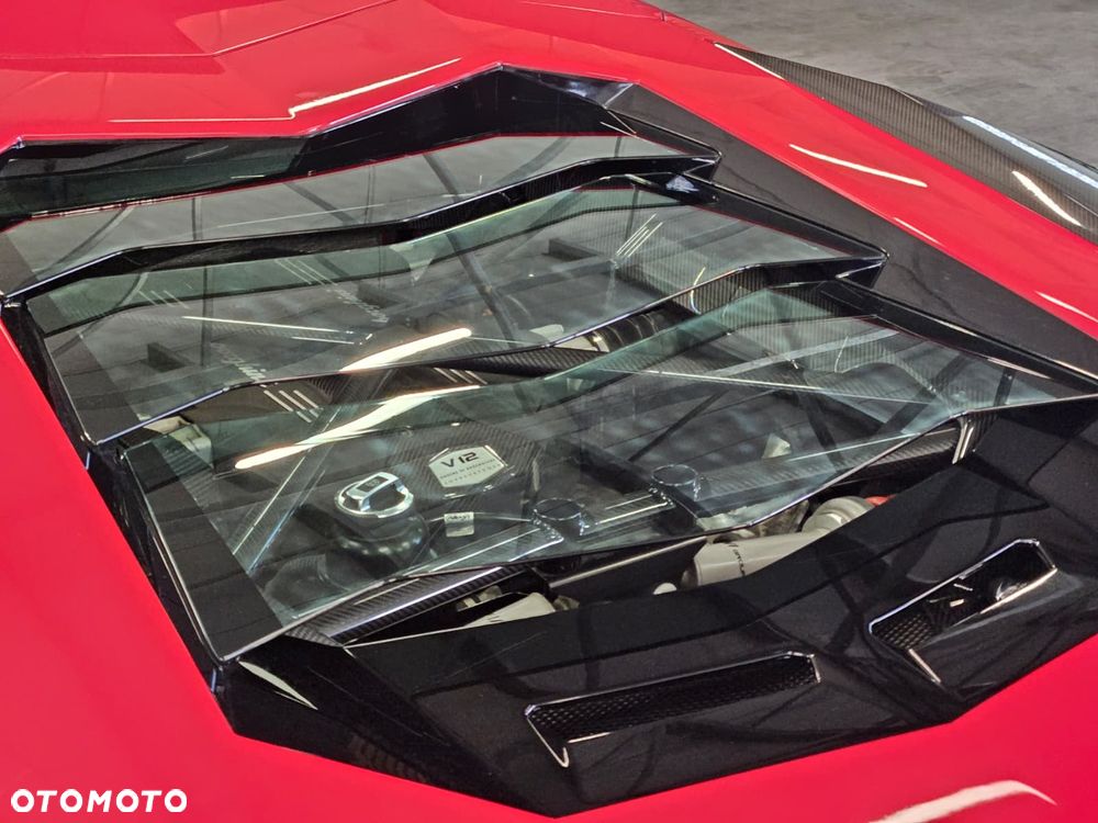 Lamborghini Aventador - 13