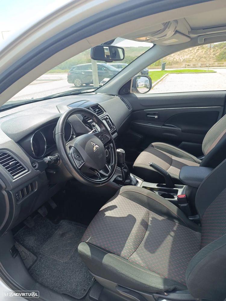 Mitsubishi ASX 1.6 MIVEC Intense MGN - 9