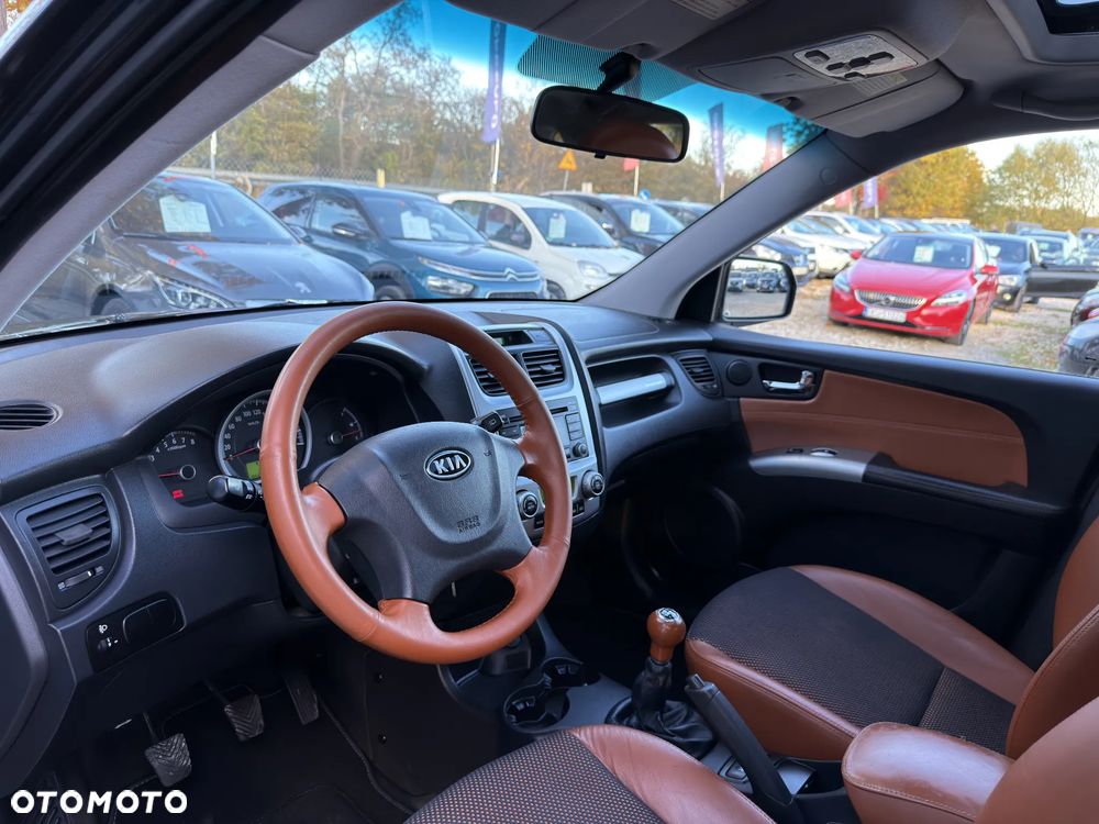 Kia Sportage 2.0 Expedition - 7
