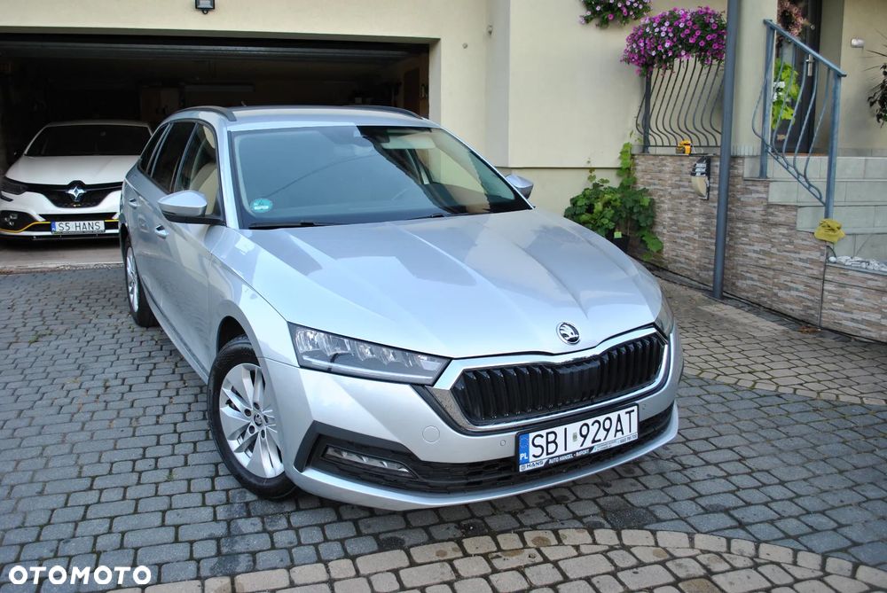 Skoda Octavia 2.0 TDI DSG Ambition - 3